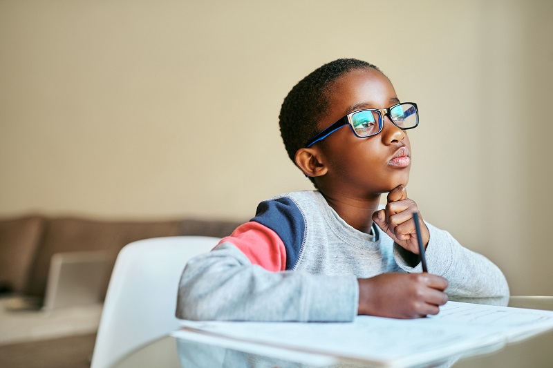 coronavirus school closures and student working form home